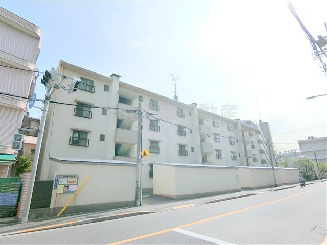 本羽田住宅の外観