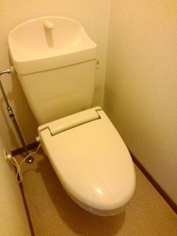 フォーシーズンズ　Ｂのトイレ|落ち着いた色調のトイレです