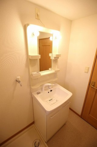ニューグランド　オアシスの洗面所|ゆったりとスペースのある洗面所