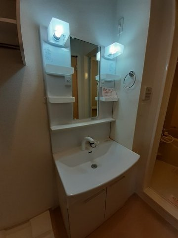 プロスペラールの洗面所|広い洗面スペース