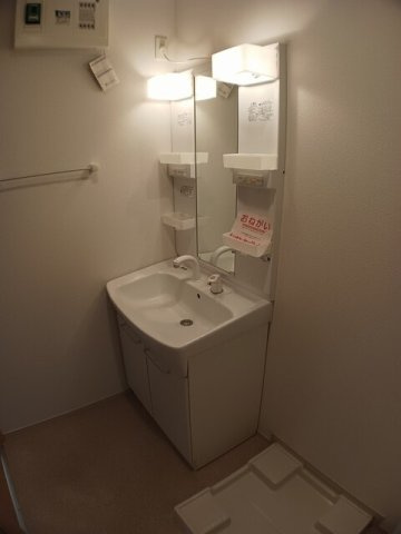 セレノの洗面所|コンパクトで使いやすい洗面所