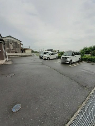 ソレイユ　スクエアーＣの駐車場|駐車場です