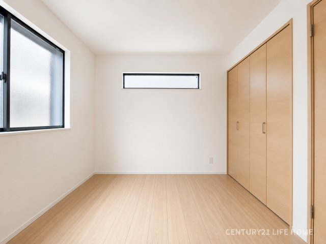 【洋室】 | 中原区上平間　新築戸建 | 広々とした洋室です