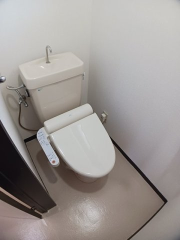 ファミールメゾンＰⅤのトイレ|落ち着いたトイレです