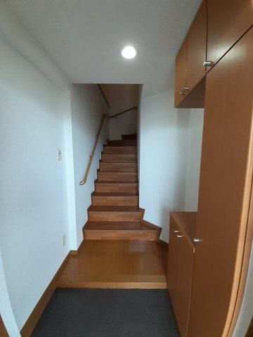 コムフォートワンの玄関|落ち着いた玄関です