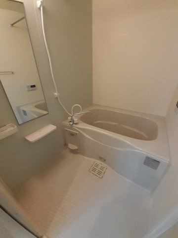 アルドールＶの浴室|ゆったり過ごせるお風呂です