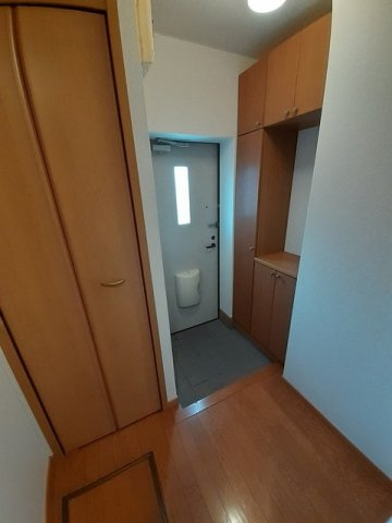 サンリットの玄関|収納もある玄関です