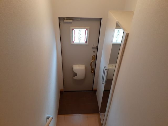 グレイスシティＢの玄関|ゆったりとした玄関です