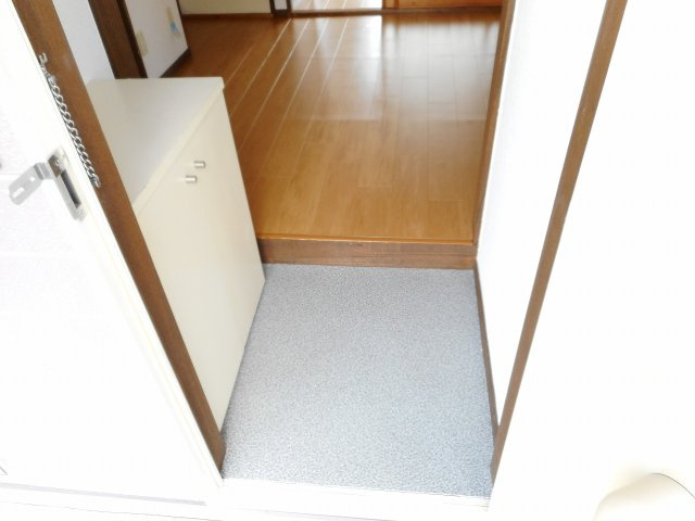 ハイツグローリーの周辺