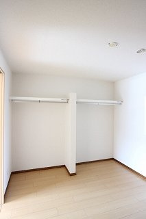 フラワープレイスの収納|小物を収納するのに便利です