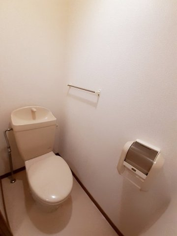 プチシャン・ヴィラのトイレ|シンプルで使いやすいトイレです