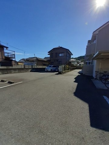 プチシャン・ヴィラの駐車場|駐車場があります