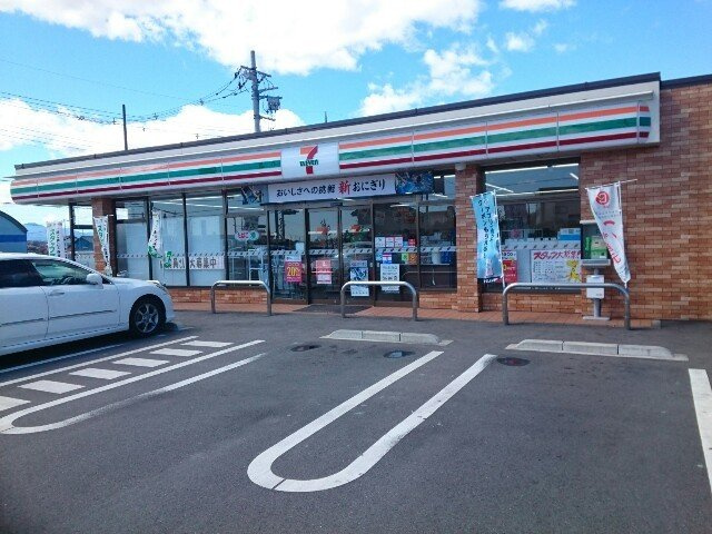 ロックビル　ハイツの周辺|セブンイレブン矢島町店まで200m