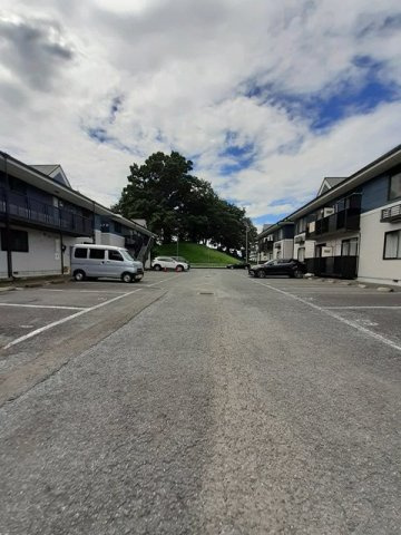 ツインヒルズ　Ａの駐車場|駐車スペースもあります