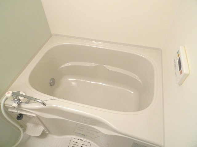 アルモニーメゾンＢの浴室|日々の暮らしに欠かせないお風呂です
