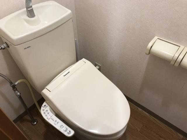 プレステージ中居のトイレ|シャワー付トイレ