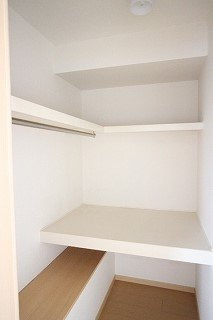 ラウレアⅢの収納|小物を収納するのに便利です