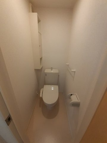 コンフォート県央・Ⅱのトイレ|清潔感のあるトイレです