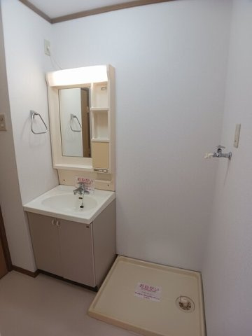 サンライトヒルズの洗面所|使いやすい洗面所です