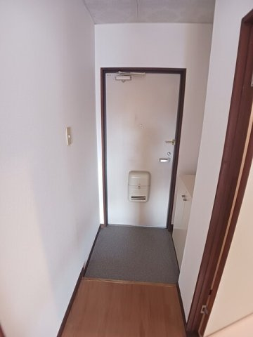 アーバンＫ・Ｆの玄関|シンプルで使いやすい玄関です