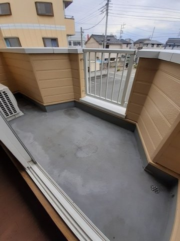 メルベーユのバルコニー|開放的で明るい空間を演出してくれるバルコニーです