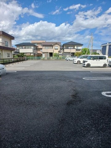 ピュアー双葉の駐車場|駐車場があります