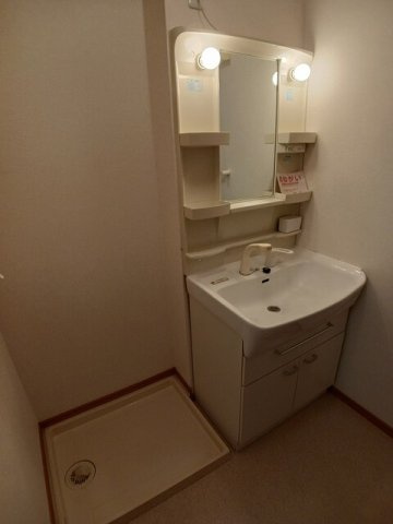 サンパティークⅤの洗面所|広い洗面スペース