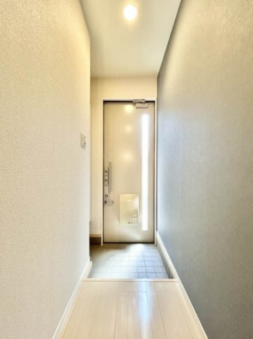 シャーメゾン仁豊野2の玄関