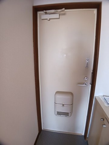 ハイツエイトの玄関|きれいな玄関です