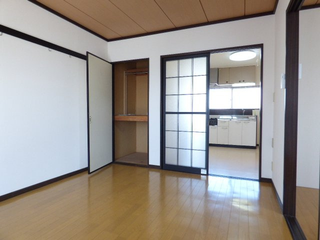 アルス中林の居間・リビング|おしゃれな居間です