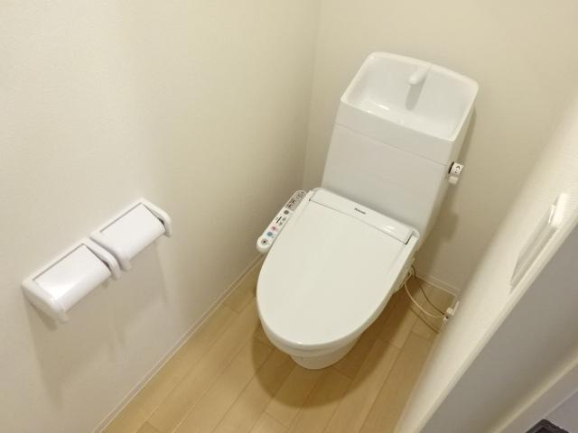 （仮）江田町新築アパートのトイレ|シャワー付トイレ（イメージ）