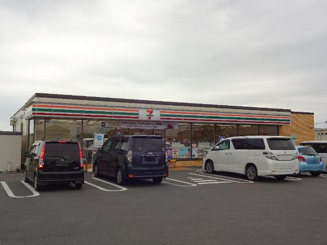 ファミーユの周辺|セブンイレブン前橋箱田町店まで525ｍ