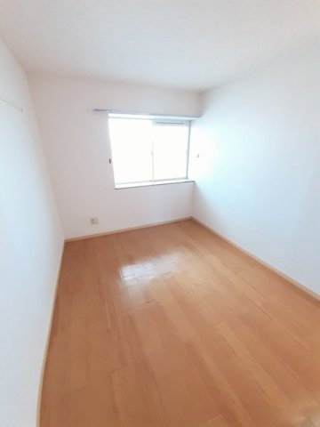 ＨＯＭＥ・Ｙの内装|内装は落ち着いています