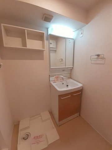 アンバー　レジデンスの洗面所|コンパクトで使いやすい洗面所