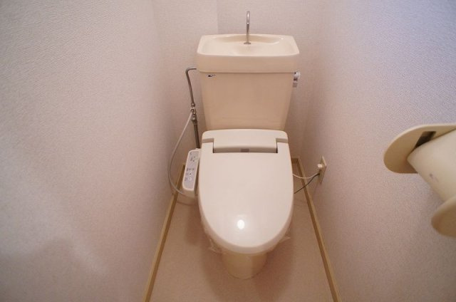 ガーデンヒルズⅢのトイレ|清潔感のあるトイレです