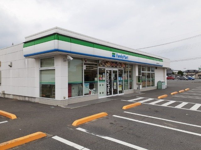 リヴィエールＹの周辺|ファミリーマート前橋総社町高井まで1400m