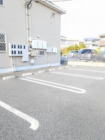 プロムナード　ヒルの駐車場|カースペースがあります