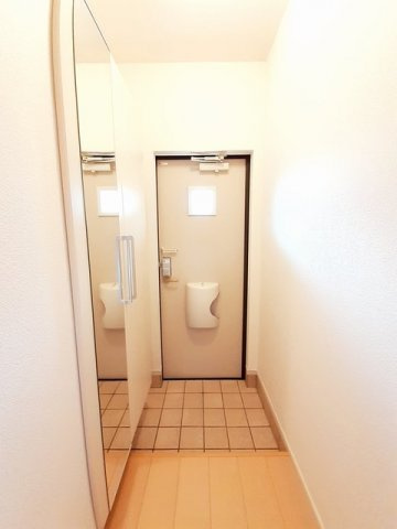 プロムナード　ヒルの玄関|きれいな玄関です