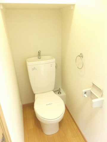 レオパレスアピテＣのその他|バス・トイレ別の物件です。