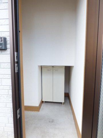 ハイツクラウン下新田Ⅰの玄関|きれいな玄関です