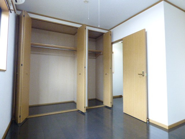 ハイツクラウン下新田Ⅰの収納|大きなスペースがあり、収納には困りません