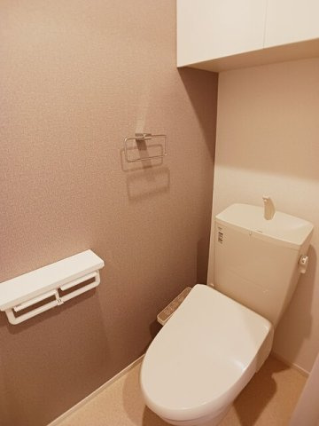 クリスタル　パレスのトイレ|シンプルで使いやすいトイレです