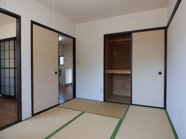 ヴァンルミエールAの収納|収納スペース豊富です