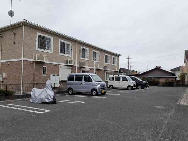 ヘブンリーブルーの駐車場|駐車場に車を止められます