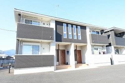 ノイ　レジデンスⅢの外観|外観は落ち着いています