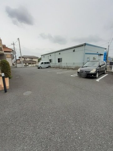 ガーデンハウスＫＴの駐車場|駐車場完備です