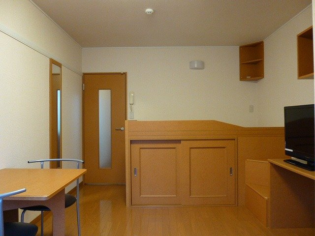 レオパレスヒルストンの居間・リビング|ゆったりとした居間です