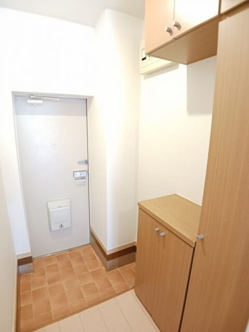 ｍｙ・ｈｏｍｅⅡの玄関|収納もある玄関です
