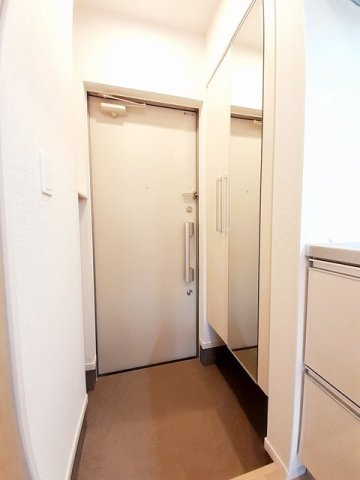 Ｙ’ｓアビタシオン青柳の玄関|落ち着いた玄関です