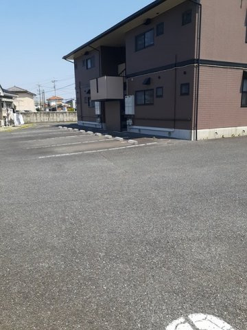 ネオ・エリオッティ　Ⅱの駐車場|駐車場完備です